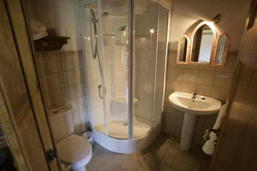 Apartamento Rural El Labrador Es Un Comodo Y Acogedor Apartamento Cabezas Bajas Ngoại thất bức ảnh